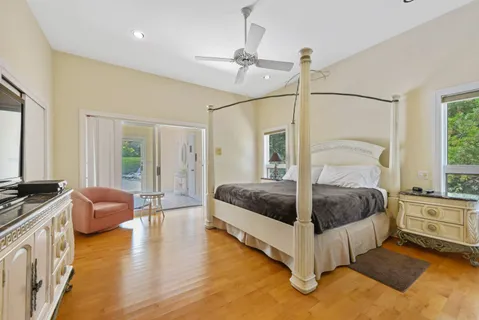 48 Peacock Path, Quogue, NY 11959