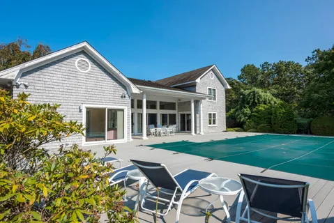 48 Peacock Path, Quogue, NY 11959