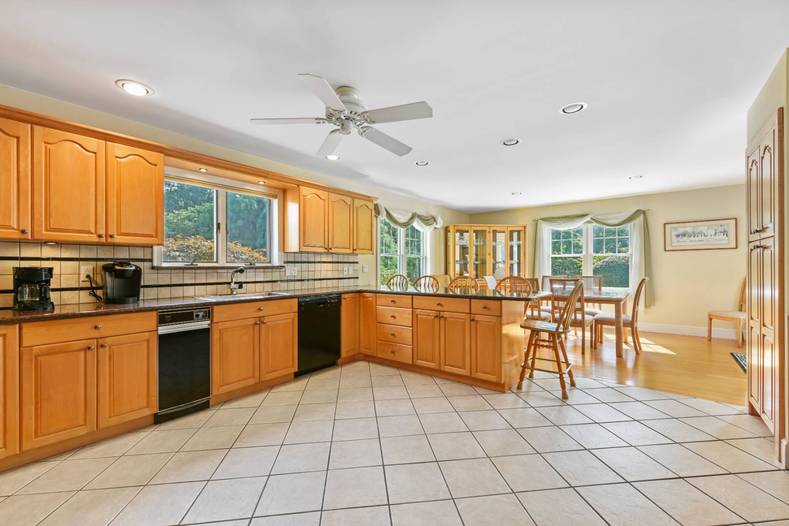 48 Peacock Path Quogue, NY 11959 - Photo 5 of 25