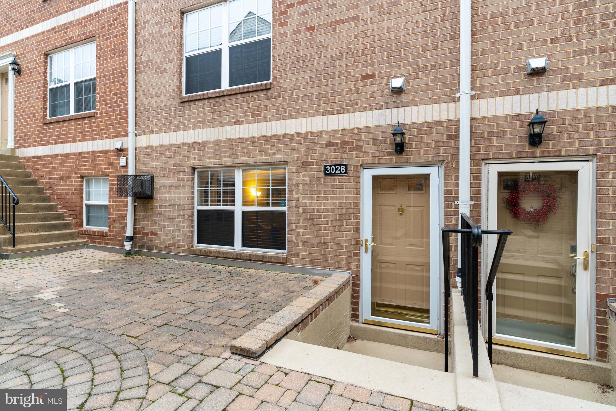 3028 South Glebe Road, Unit 3028 Arlington, VA 22206 - Photo 1 of 43 Exterior entrance view