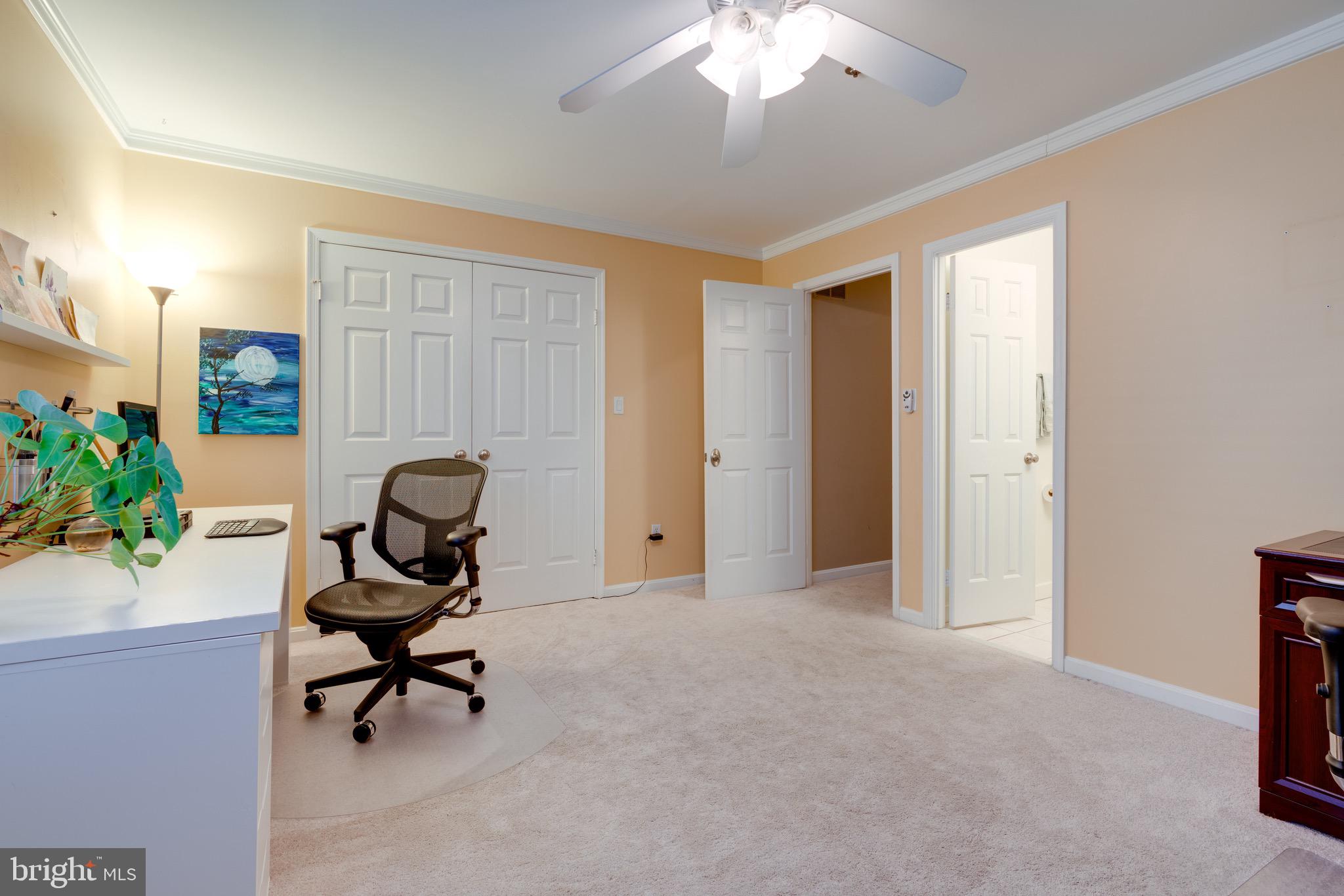 3028 South Glebe Road, Unit 3028 Arlington, VA 22206 - Photo 20 of 43 Bedroom one