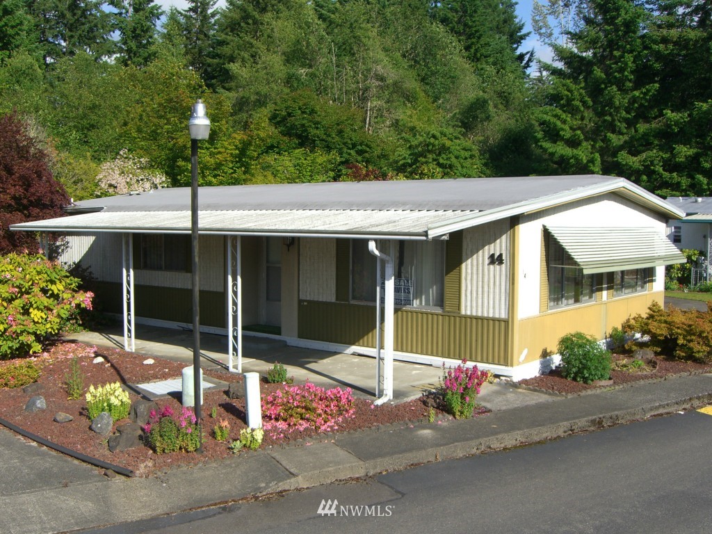 1841 Trosper Road Southwest, Unit 14 Tumwater, WA 98512 - Photo 1 of 1