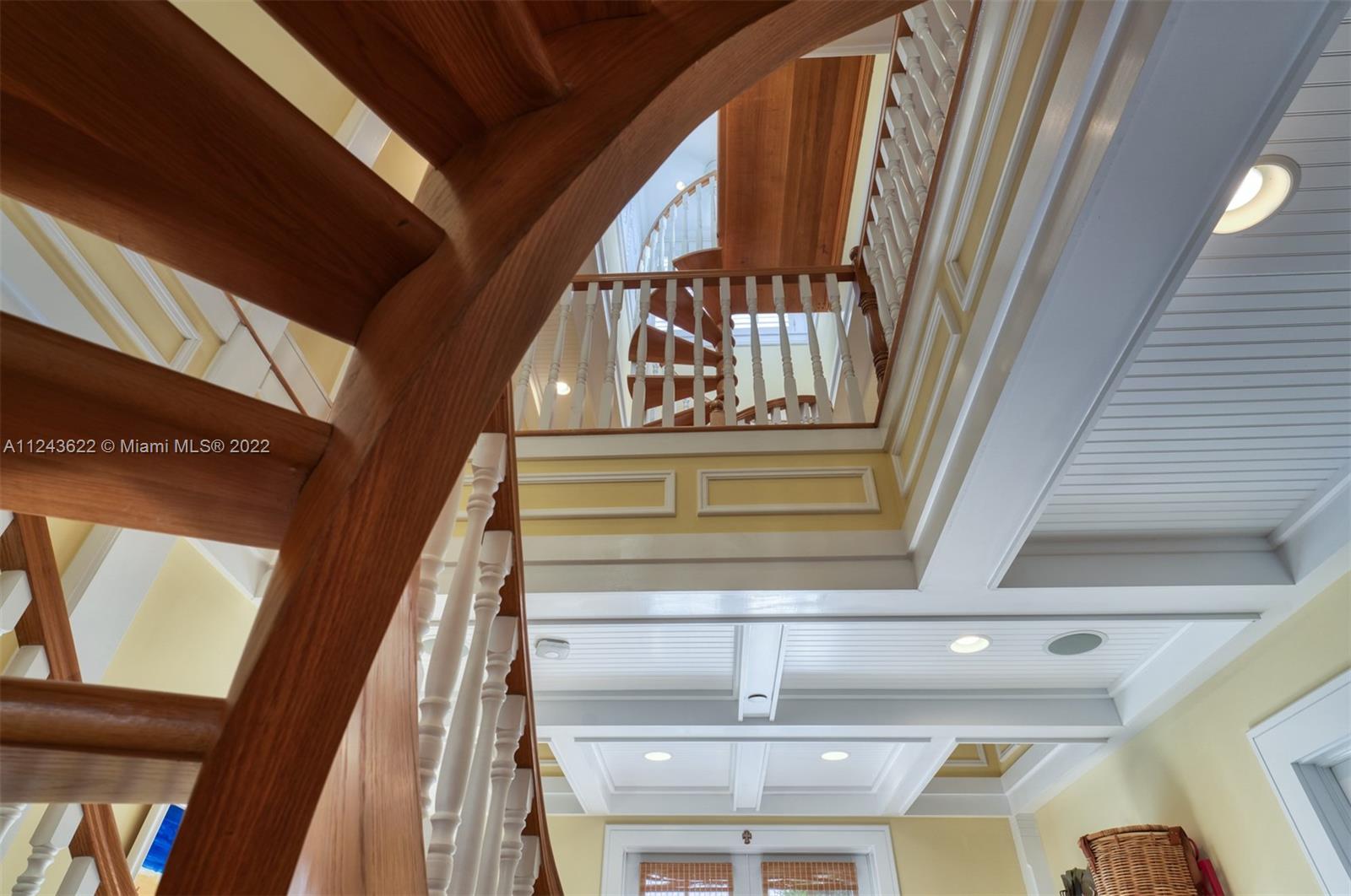 32 Sunset Key Drive Key West, FL 33040 - Photo 12 of 49 a view of entryway