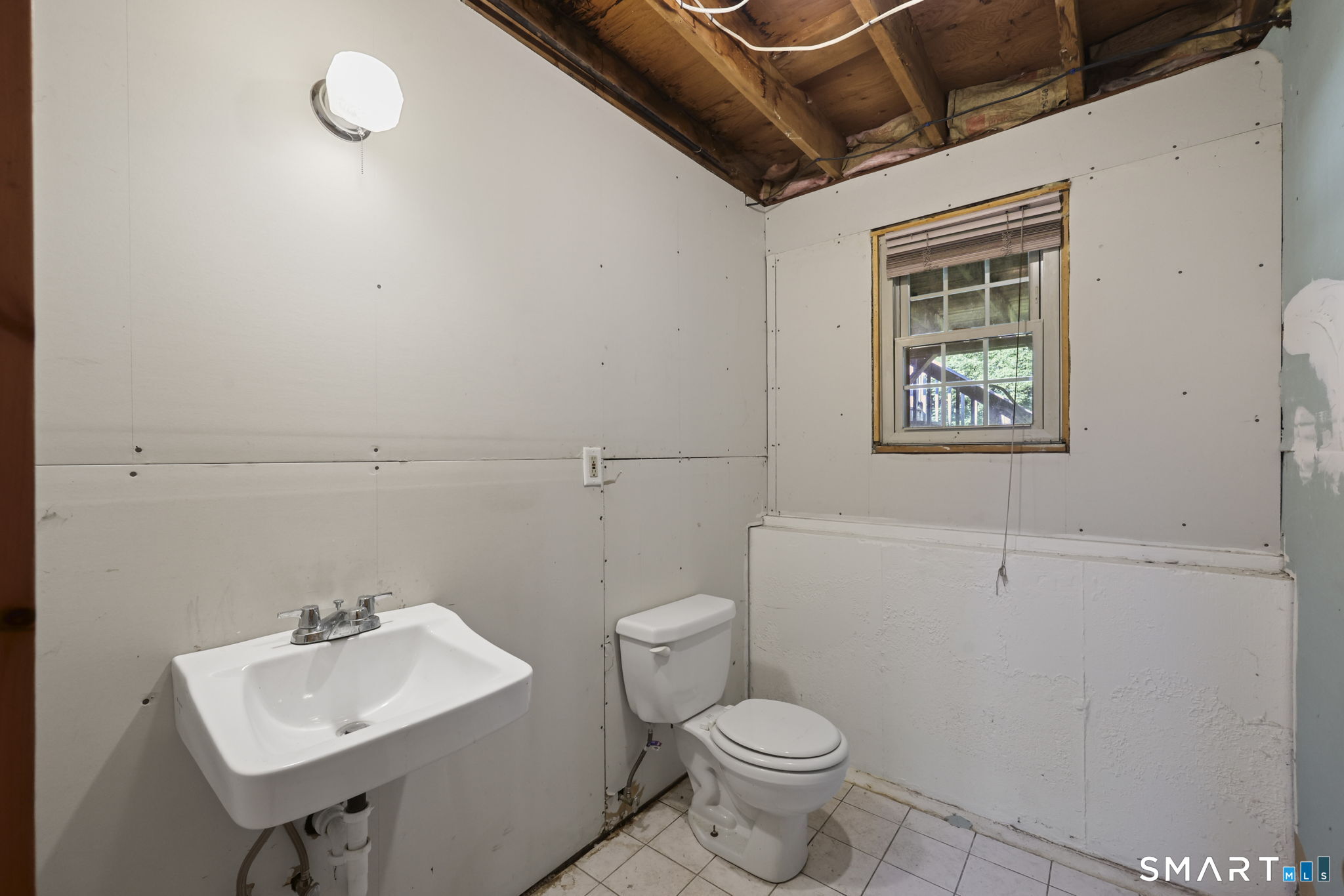288 Knob Hill Road Meriden, CT 06451 - Photo 34 of 38