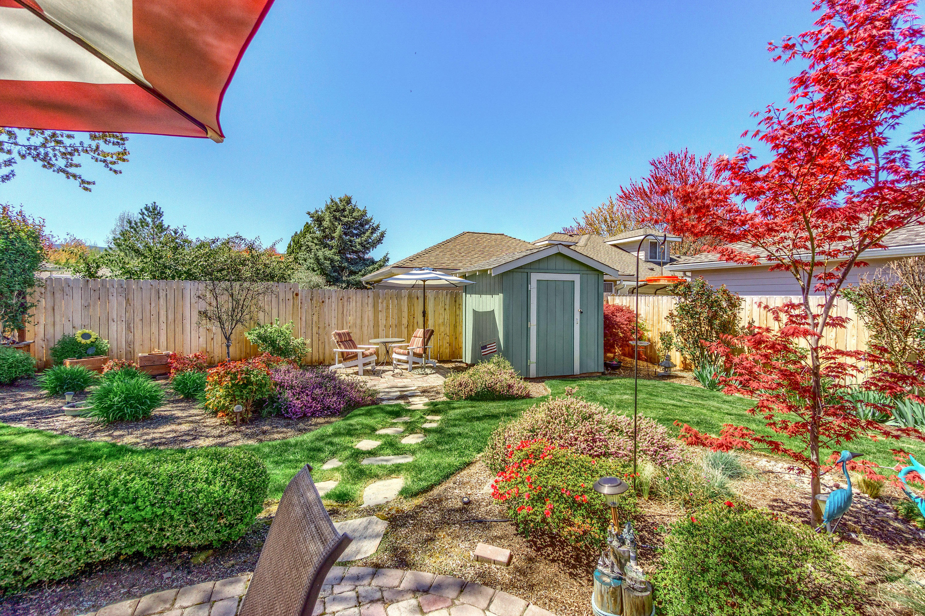 268 Vincent Court Central Point, OR 97502 - Photo 24 of 27 Stoage Shed Backyard