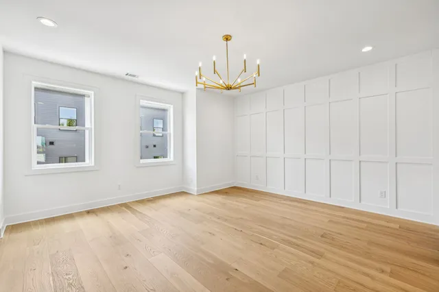 $699,900 | 828 E Watts Lane, Nashville, TN 37209