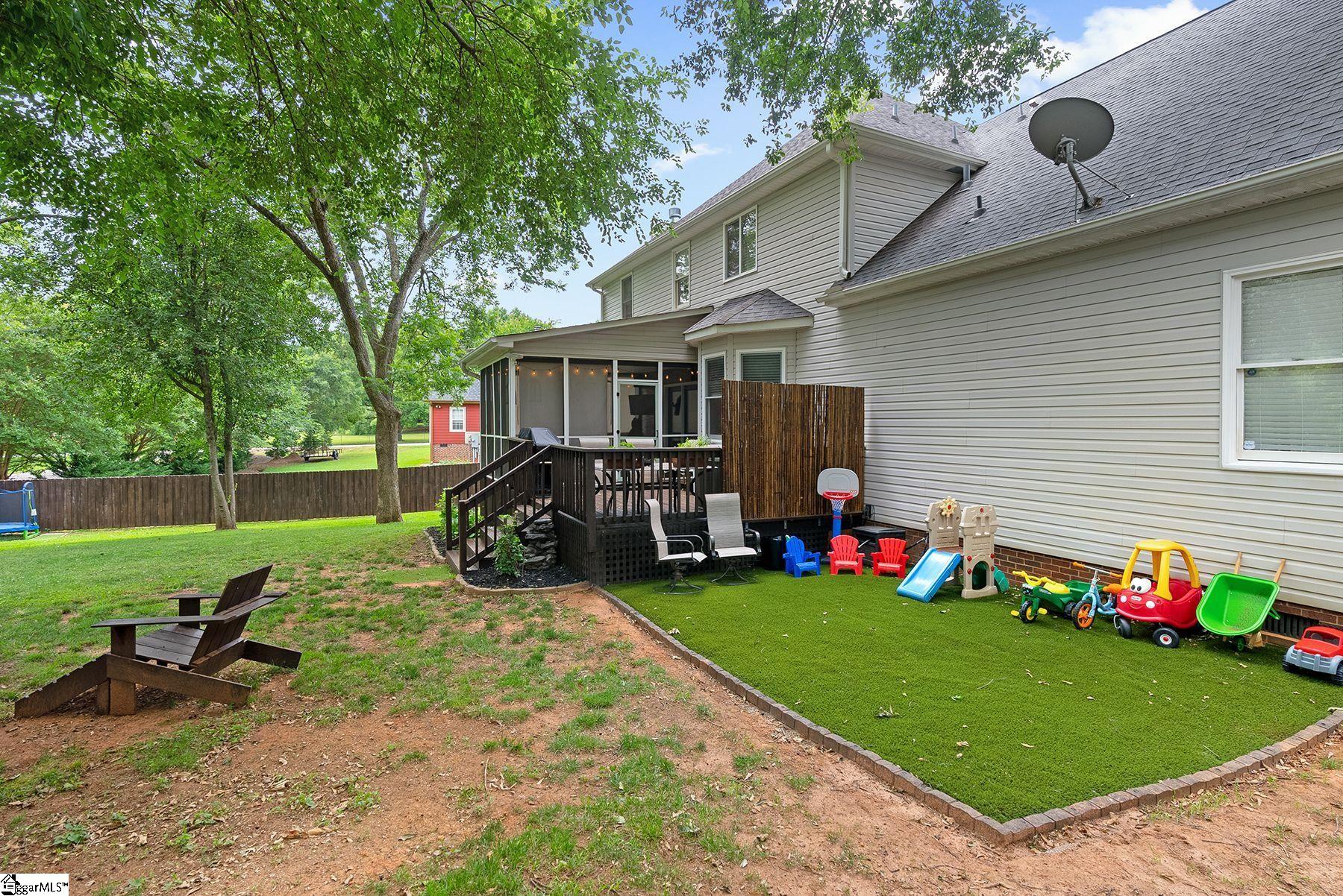 1126 Miller Road Greenville, SC 29607 - Photo 27 of 34