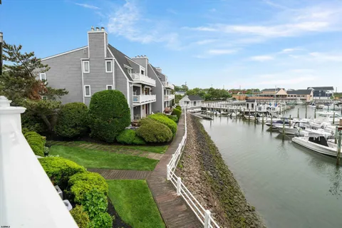 $819,000 | 206 Harbour Cove, Unit 206, Somers Point, NJ 08244