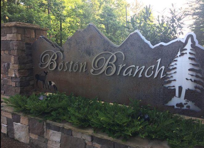 2274 Little Bend Road Signal Mountain, TN 37377 - Photo 1 of 11 20190617165115491709000000-o