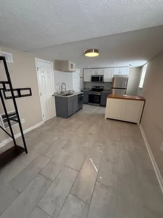 $1,000 | 1923 Thompson Avenue, Unit 2, Atlanta, GA 30344