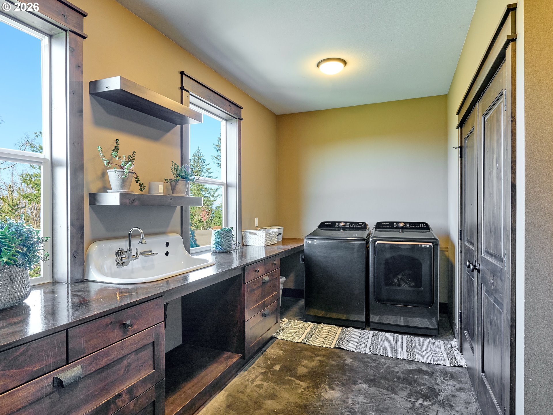 38252 South Blair Road Molalla, OR 97038 - Photo 20 of 47 a kitchen with granite countertop a sink and a refrigerator