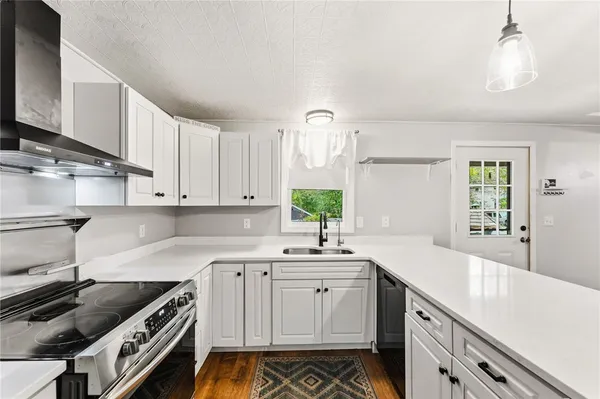 $499,900 | 75 Staghead Drive, Burrillville, RI 02859