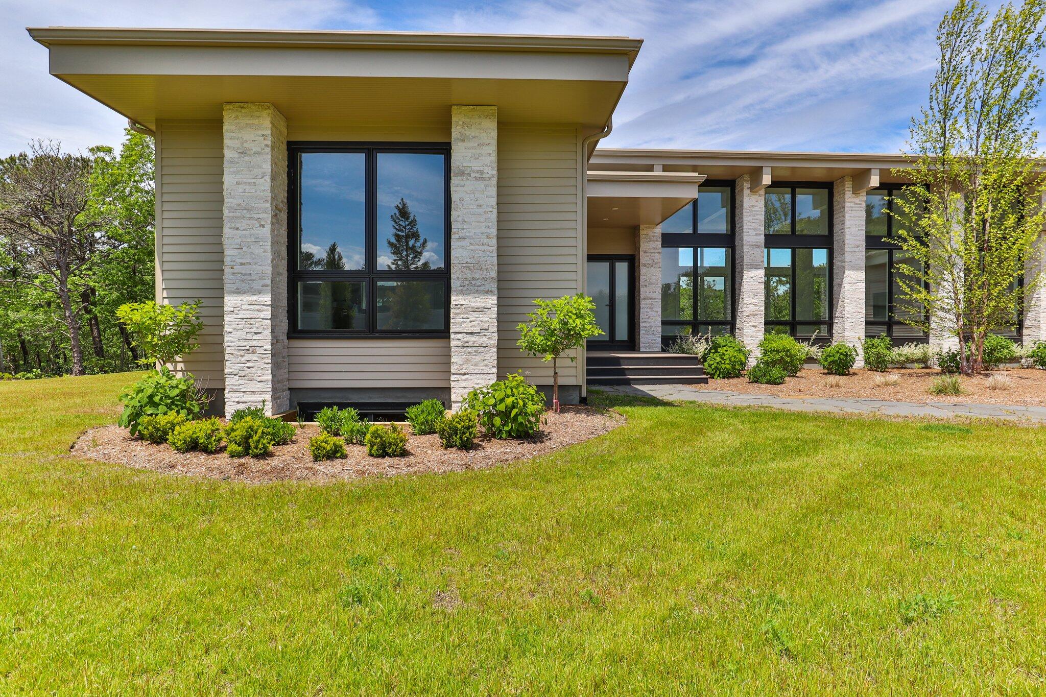 12 Andrew Way Truro, MA 02666 - Photo 4 of 44 .