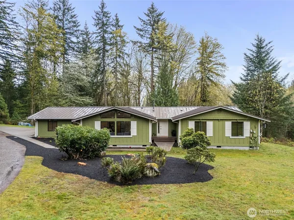 $1,100,000 | 23939 Southeast 186th Street, Maple Valley, WA 98038