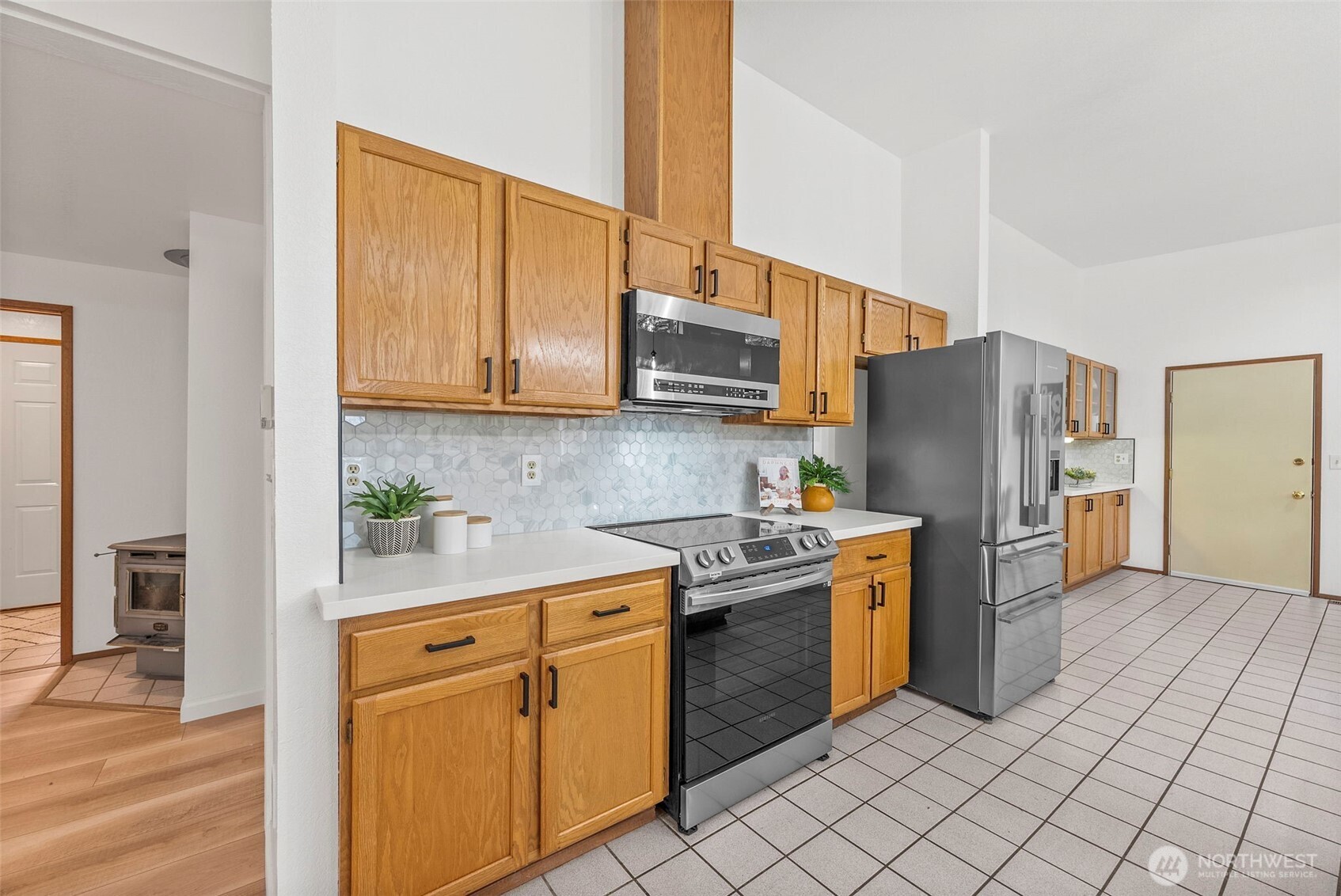 23939 Southeast 186th Street Maple Valley, WA 98038 - Photo 11 of 40