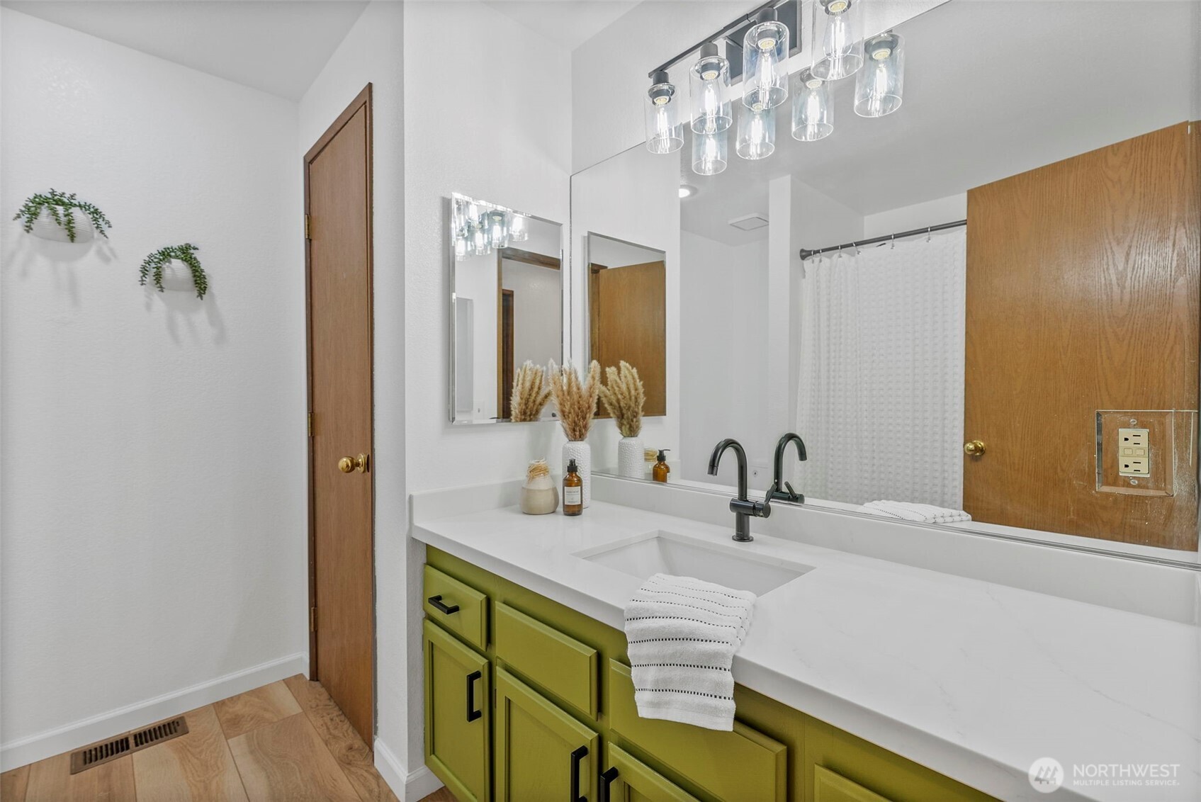 23939 Southeast 186th Street Maple Valley, WA 98038 - Photo 27 of 40