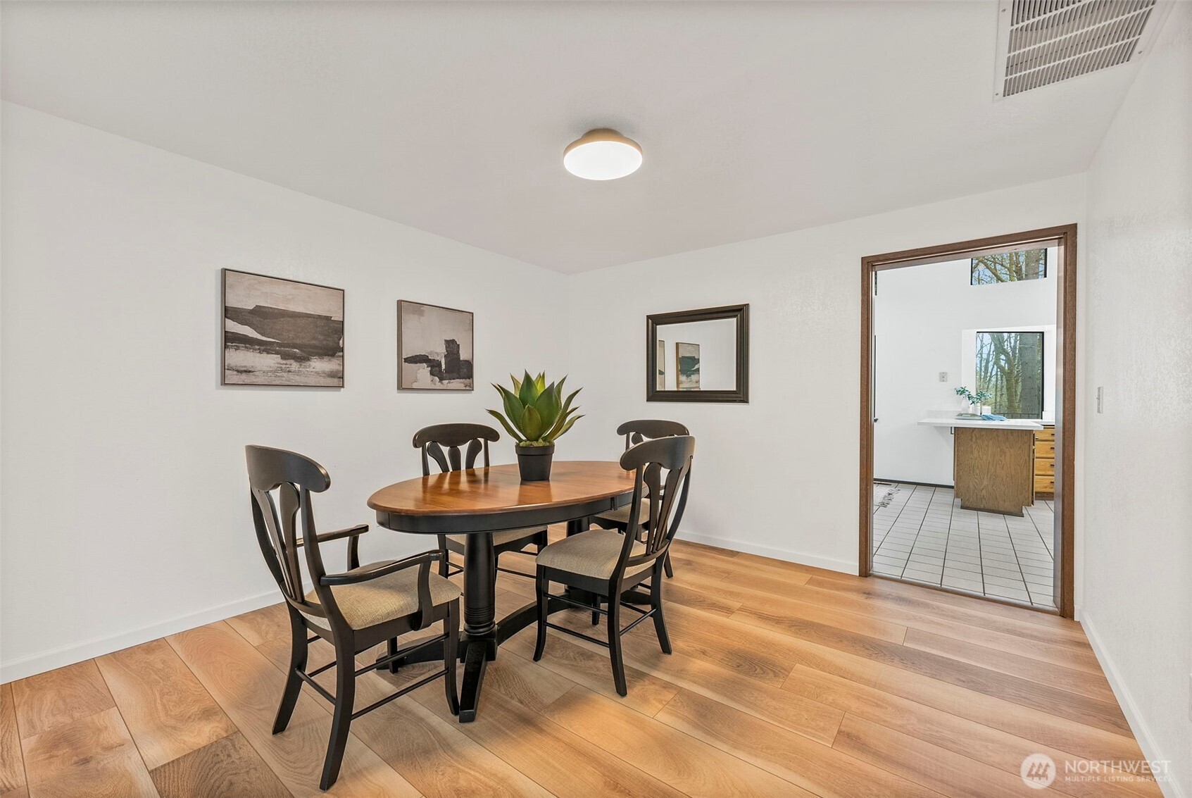 23939 Southeast 186th Street Maple Valley, WA 98038 - Photo 7 of 40