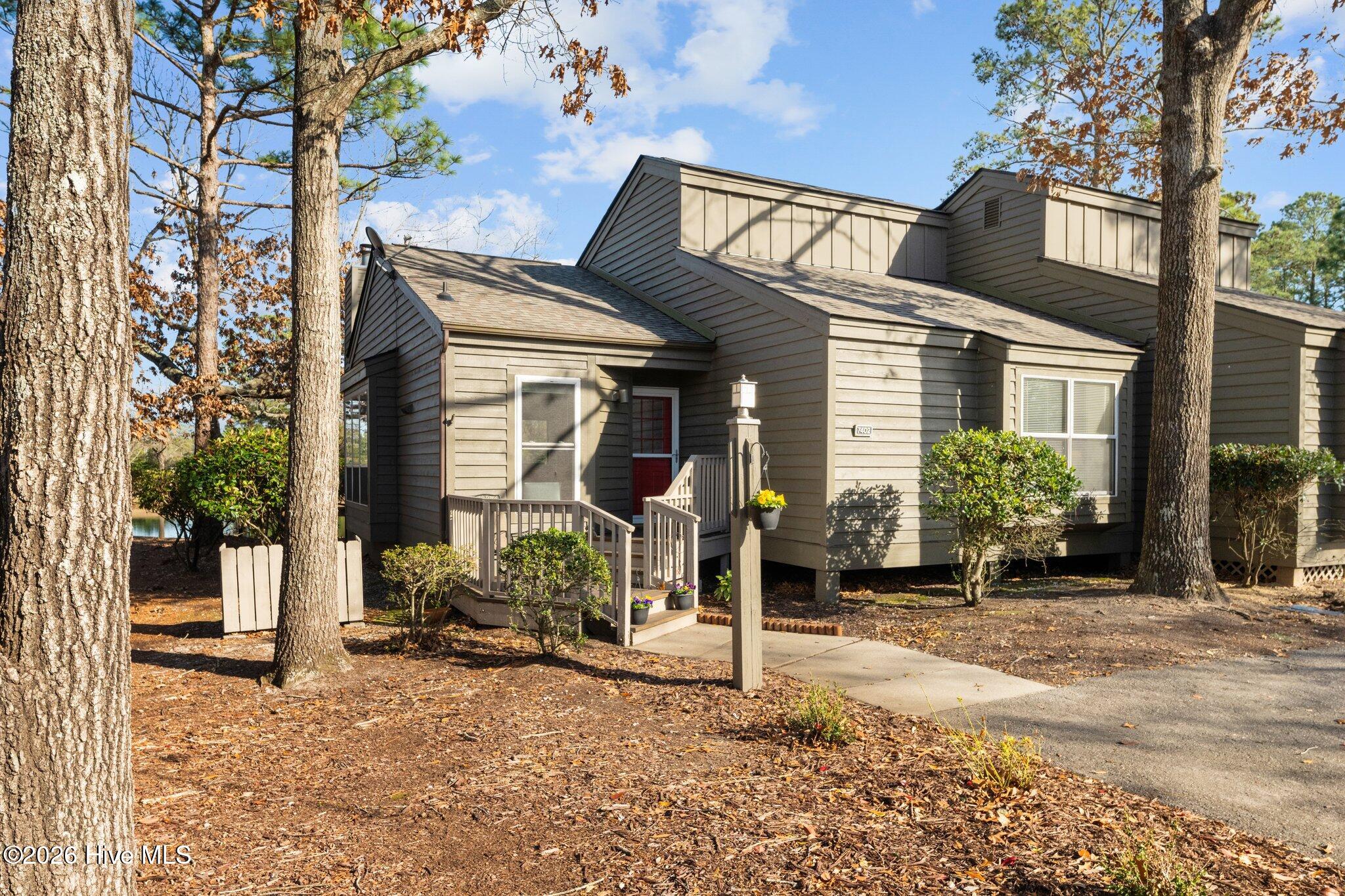 7402 Windward Drive New Bern, NC 28560 - Photo 1 of 46 39-web-or-mls-DSC_5571