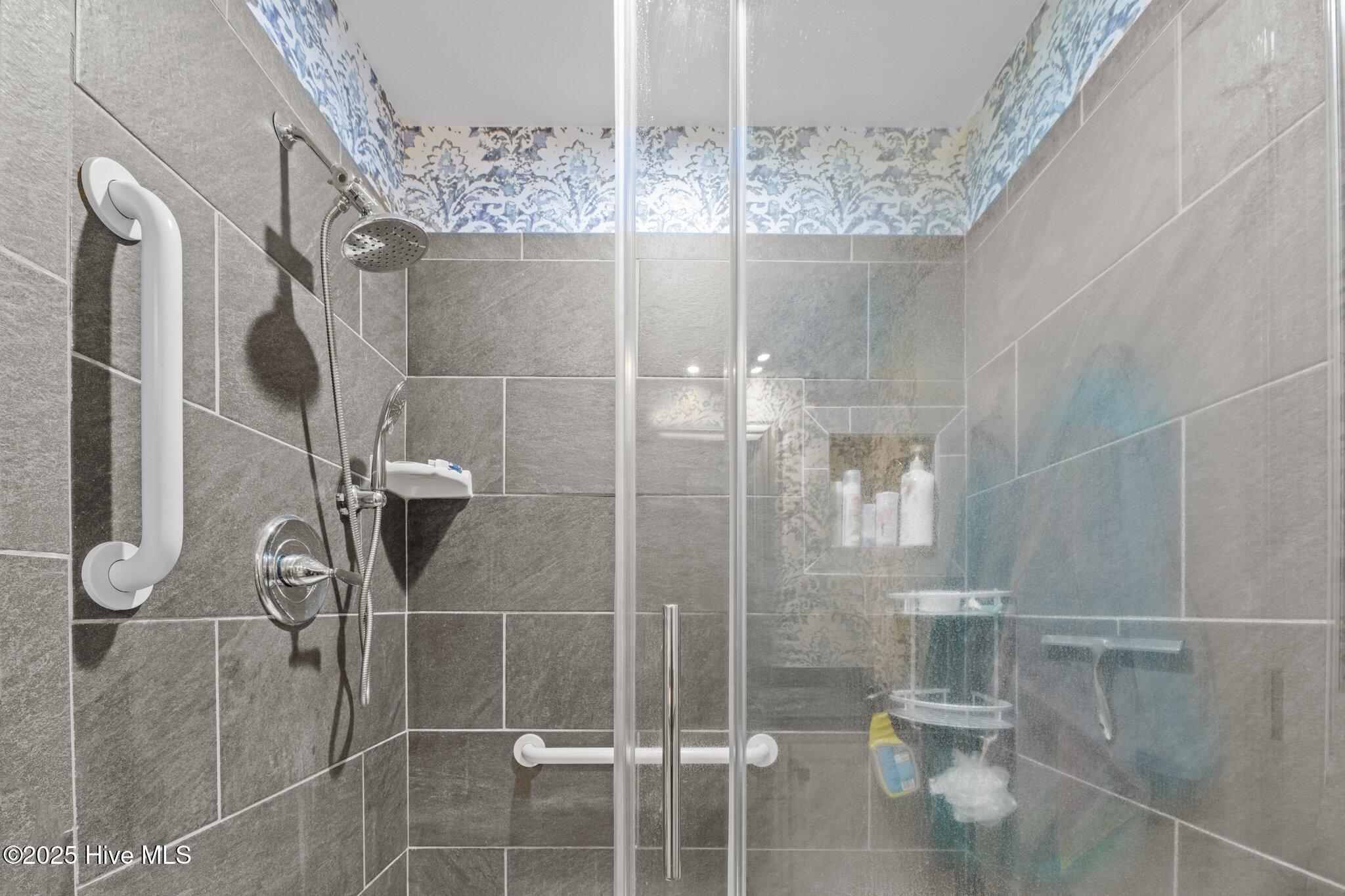 7402 Windward Drive New Bern, NC 28560 - Photo 17 of 46 Primary Bathroom shower