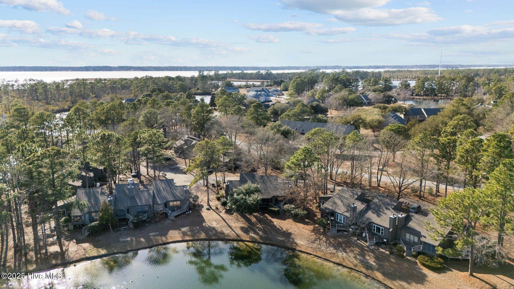 7402 Windward Drive New Bern, NC 28560 - Photo 25 of 46 Lake front living