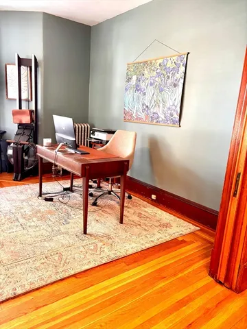 $1,900 | 104 St James Avenue, Unit 1, Holyoke, MA 01040