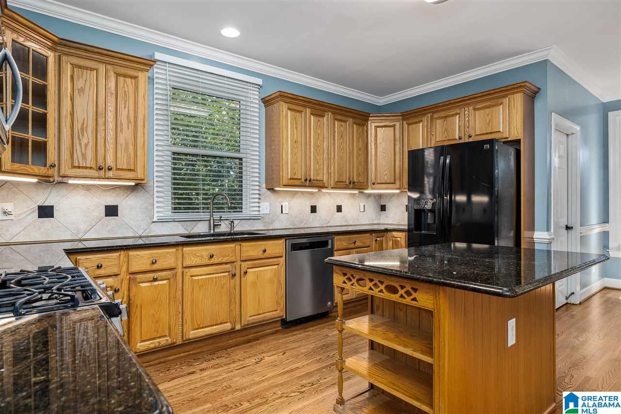 58 Maple Trace Birmingham, AL 35244 - Photo 9 of 39