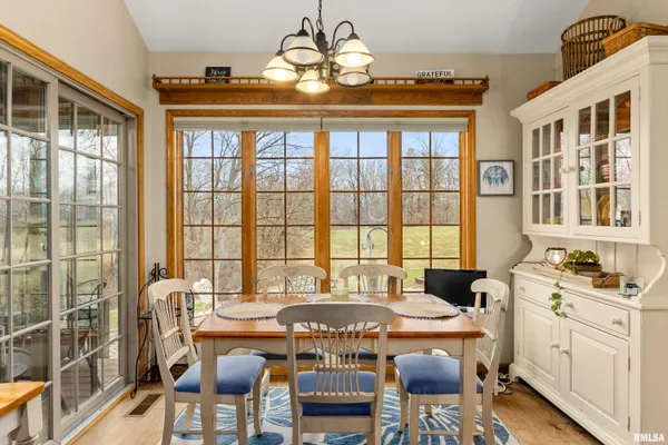 $560,000 | 377 Ten Mile Creek Road, East Peoria, IL 61611