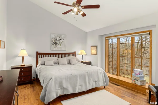 $560,000 | 377 Ten Mile Creek Road, East Peoria, IL 61611