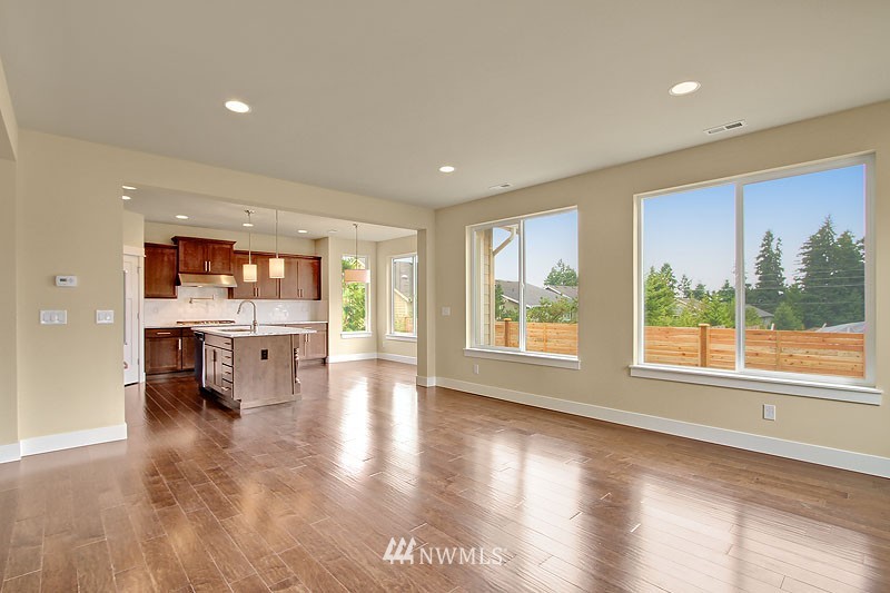 4402 ( 22) 225th Place Southeast Bothell, WA 98021 - Photo 13 of 24 Gallery Image 13
