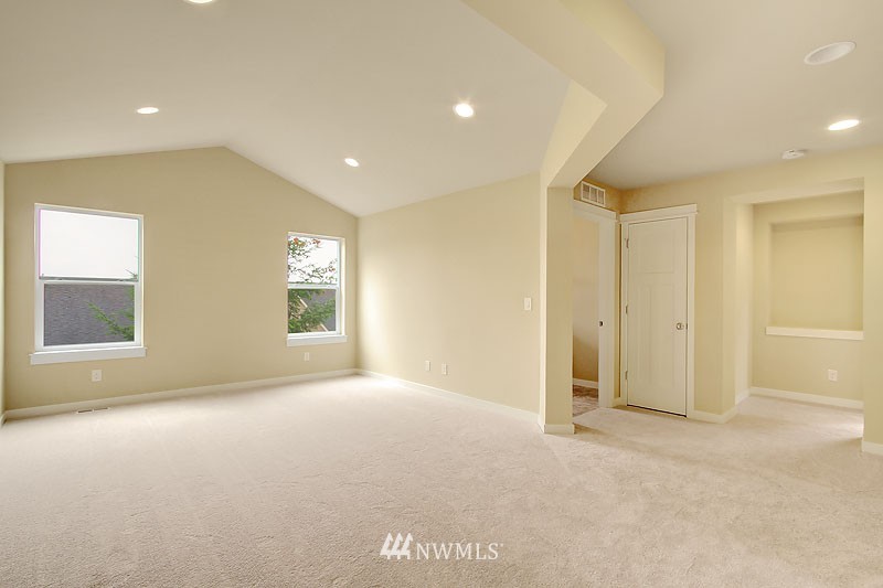 4402 ( 22) 225th Place Southeast Bothell, WA 98021 - Photo 23 of 24 Gallery Image 23