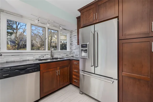 $429,000 | 111 Arbor Drive, Providence, RI 02908