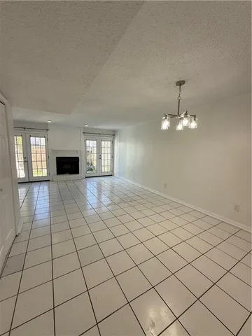 $1,100 | 117 Antibes Street East, Mandeville, LA 70448