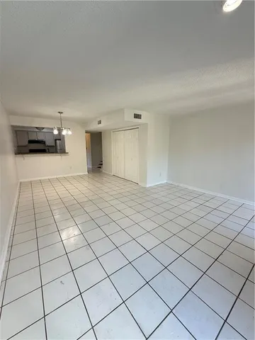 $1,100 | 117 Antibes Street East, Mandeville, LA 70448