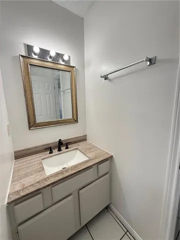 $1,100 | 117 Antibes Street East, Mandeville, LA 70448