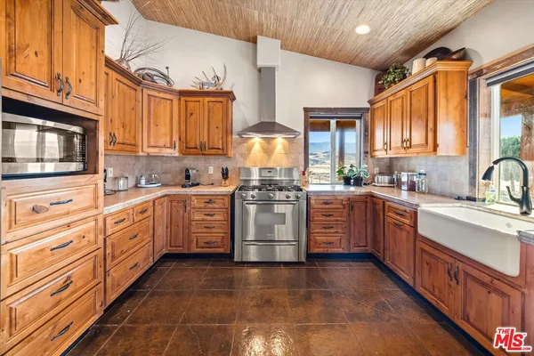 $1,200,000 | 13750 Cuyama Highway, Cuyama, CA 93254