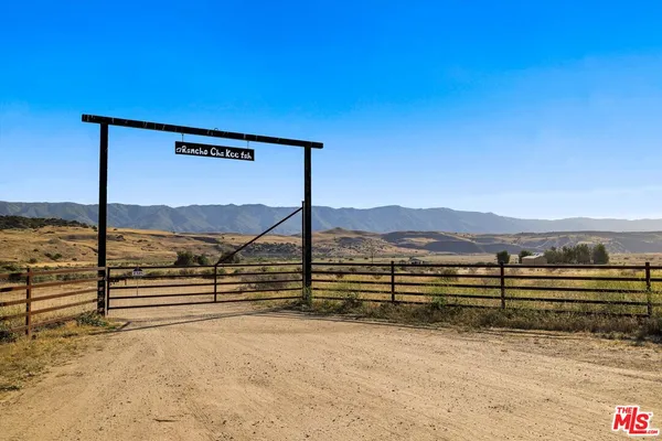 $1,200,000 | 13750 Cuyama Highway, Cuyama, CA 93254