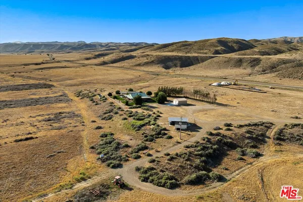 $1,200,000 | 13750 Cuyama Highway, Cuyama, CA 93254