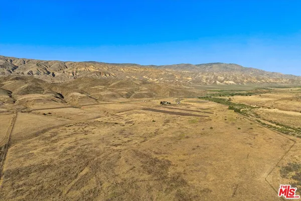 $1,200,000 | 13750 Cuyama Highway, Cuyama, CA 93254