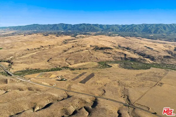 $1,200,000 | 13750 Cuyama Highway, Cuyama, CA 93254
