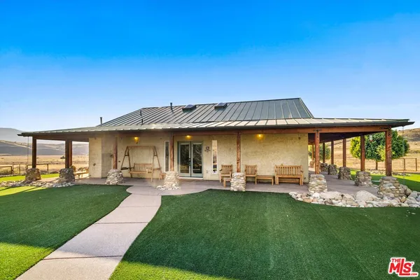 $1,200,000 | 13750 Cuyama Highway, Cuyama, CA 93254