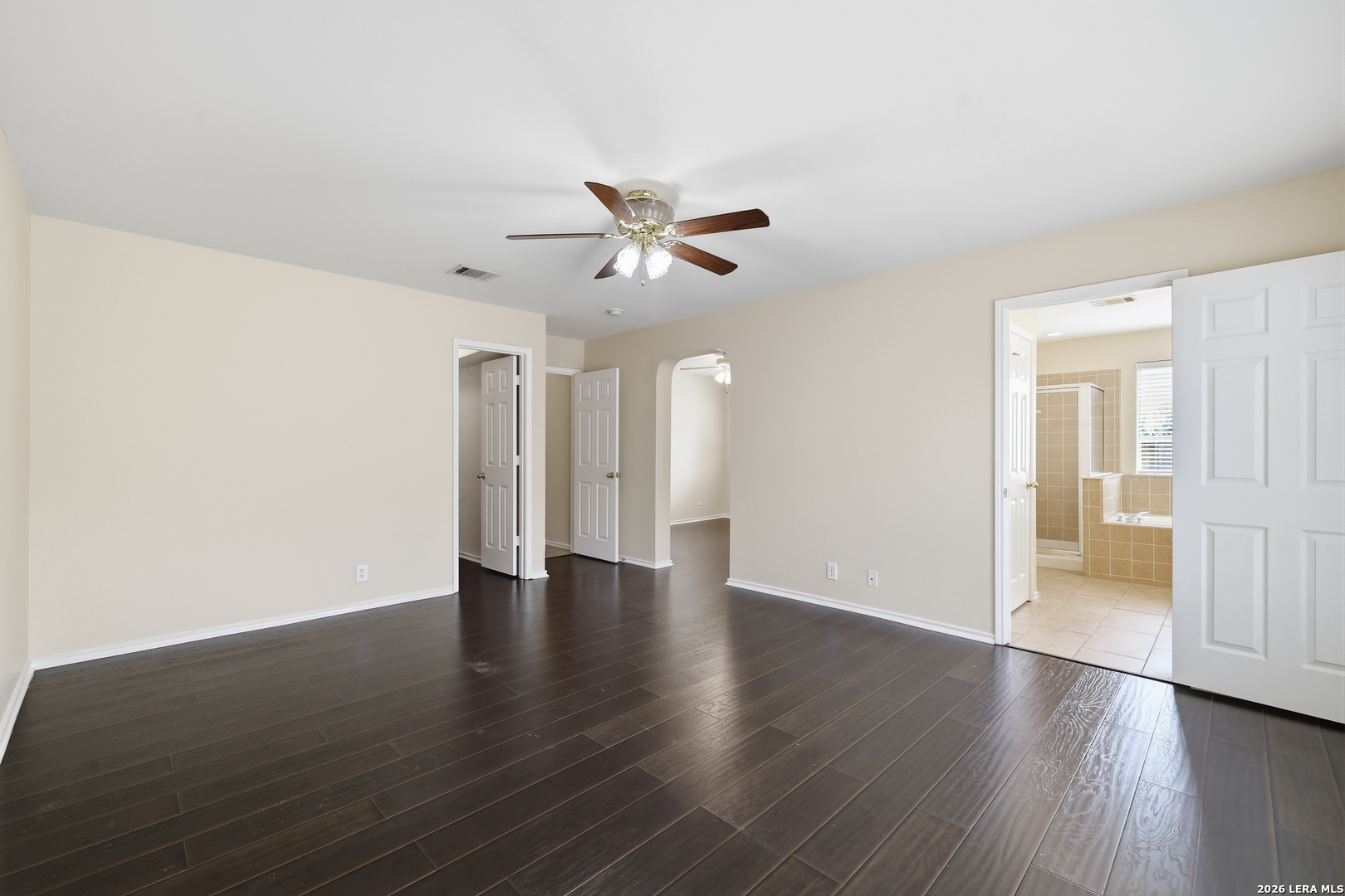9324 Cedar Point Helotes, TX 78023 - Photo 5 of 32