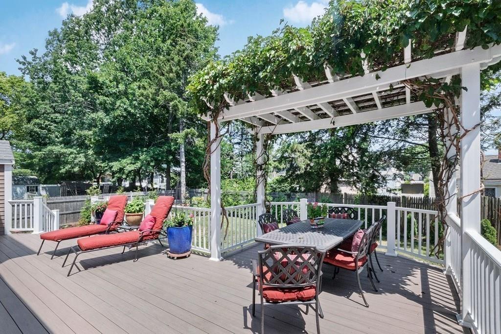 23 Hanson Road Newton, MA 02459 - Photo 29 of 36 Gallery Image 29