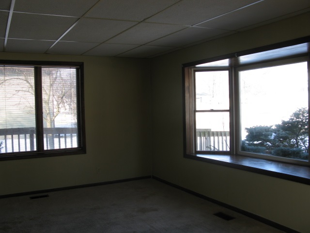 306 East Oak Street Butler, IN 46721 - Photo 6 of 9