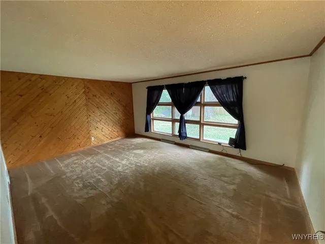 $2,200 | 41 Castle Court, Amherst, NY 14226