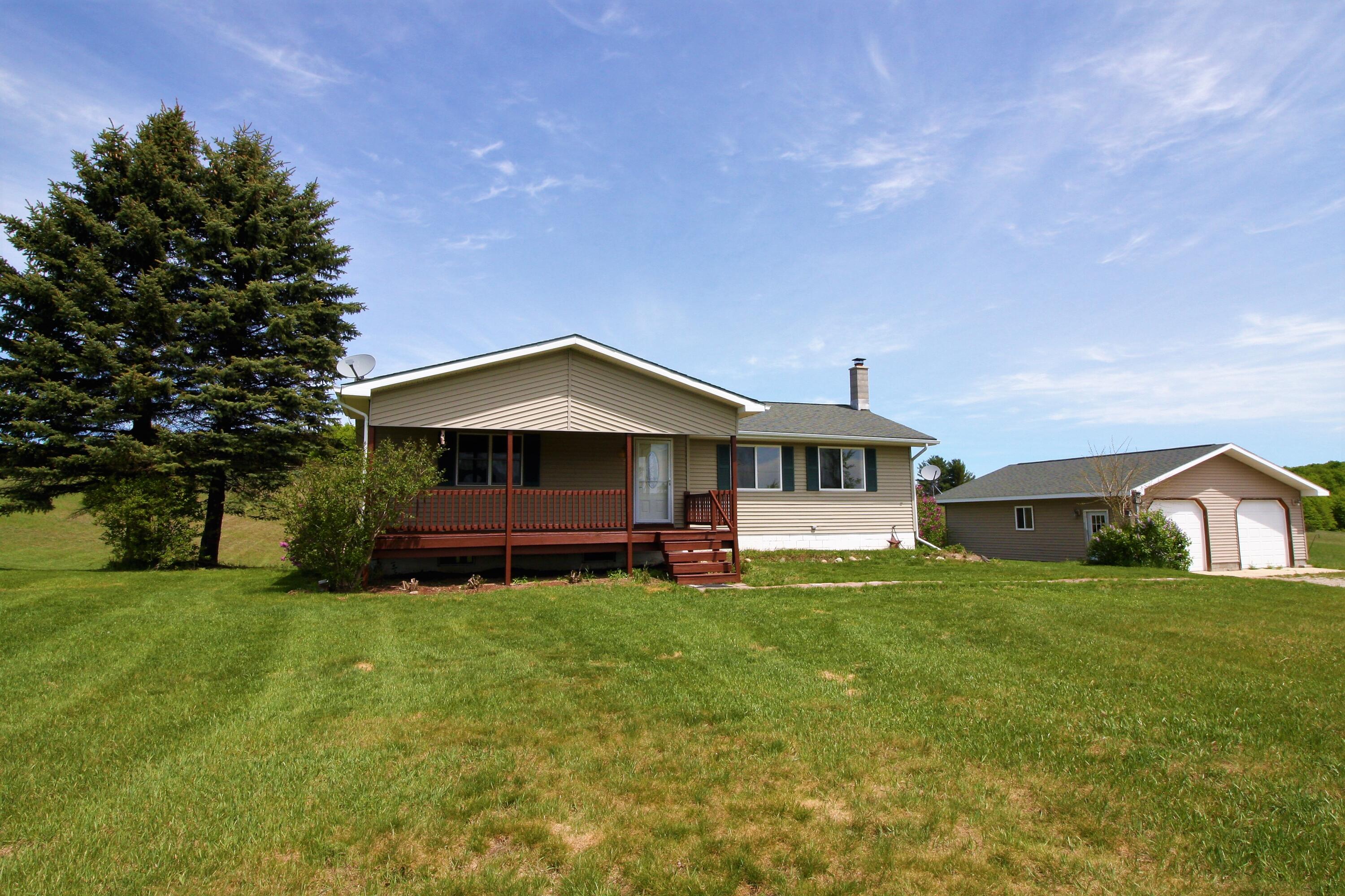 1426 West Huffman Lake Road Vanderbilt, MI 49795 - Photo 3 of 37 Gallery Image 3