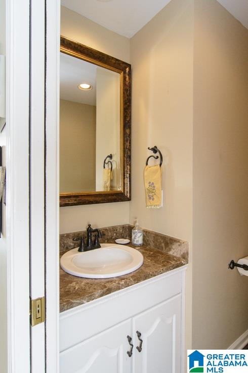 3712 Crestbrook Road Birmingham, AL 35223 - Photo 21 of 35