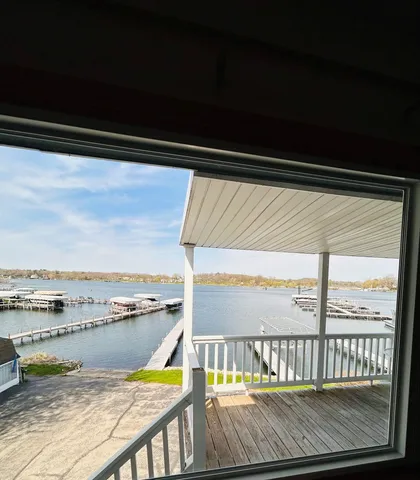 $1,349,000 | 451 Lake Green Lake, Unit 16, Green Lake, WI 54941