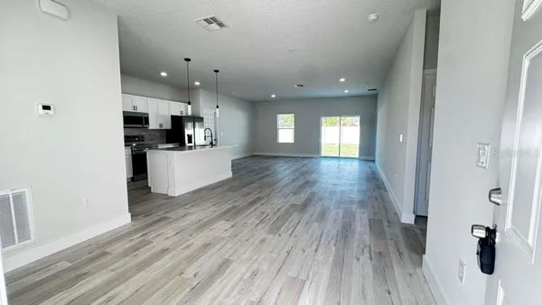 $1,995 | 4513 Southwest 170th Street Road, Ocala, FL 34473