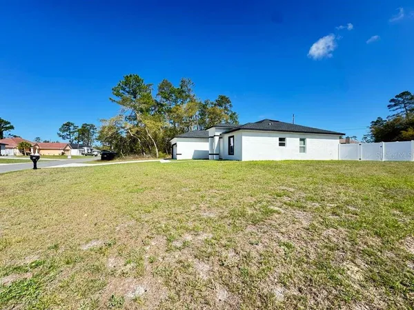 $1,995 | 4513 Southwest 170th Street Road, Ocala, FL 34473