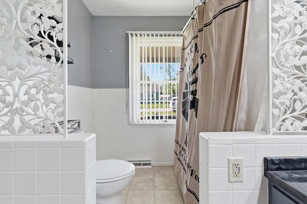 $165,000 | 1810 West Chestnut Street, Marion, IL 62959